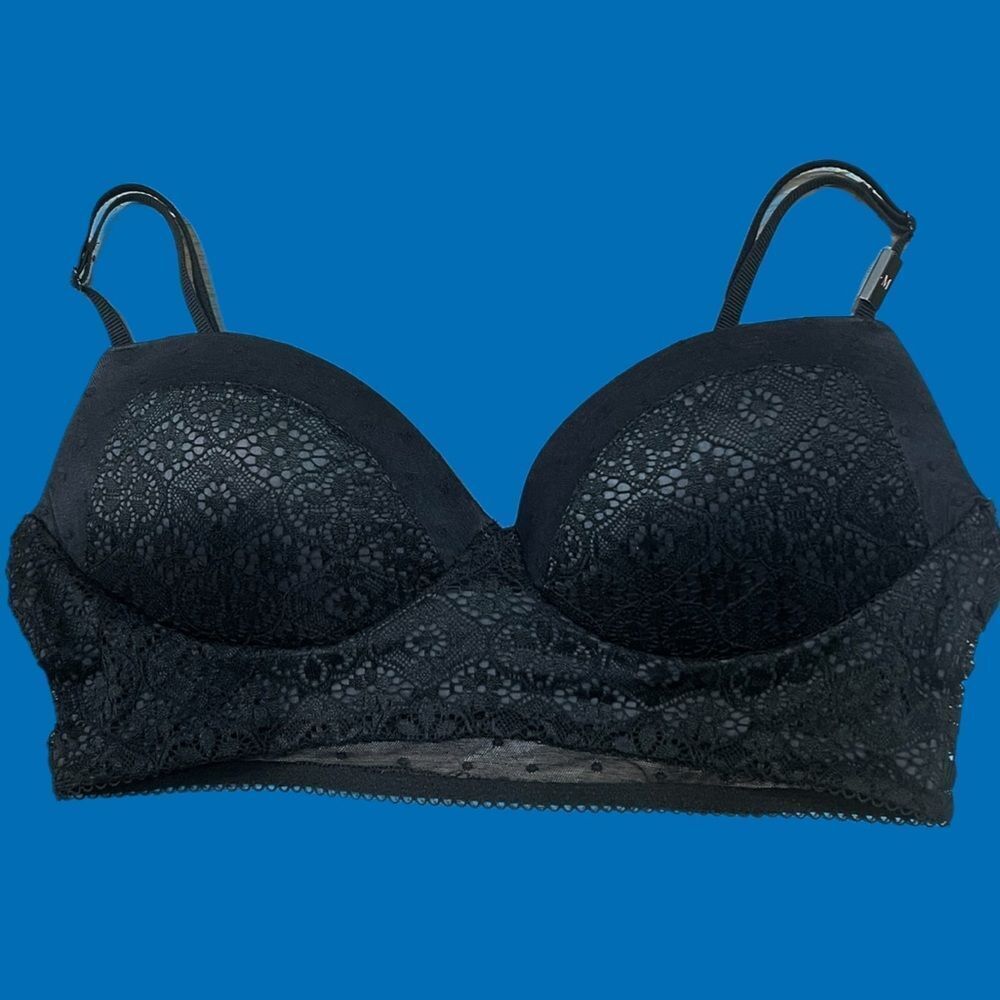 Victorias Secret DISCONTINUED DEMI padded no wire lace bralette bra Medium black